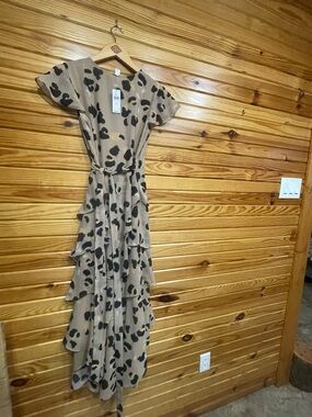 hutch luxe sleeveless ruched side slit satin maxi dress hutch luxe sleeveless ruched side slit satin maxi dress Beatrice Ruched Waist Maxi Dress